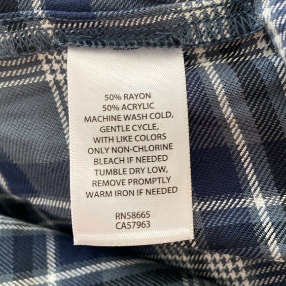 Treasure and Bond Boyfriend button up Size Small - Picture 9 of 10